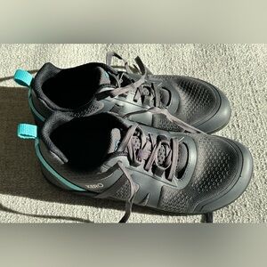 Xero Prio Neo in Women’s 9, great condition!